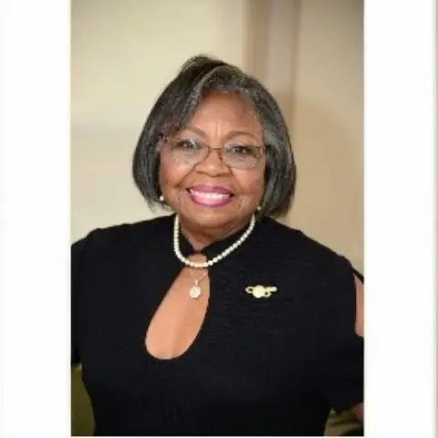 Dr. Tyna DeRamus Davis